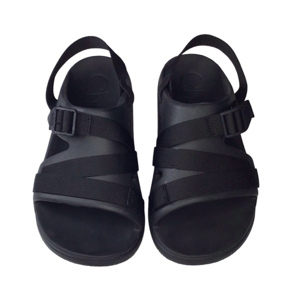 Chaco Chillos Sandal in Black Size 9. - Picture 1 of 15